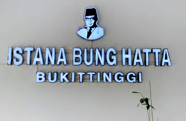 Huruf Timbul Stainless Untuk Branding Rumah Makan